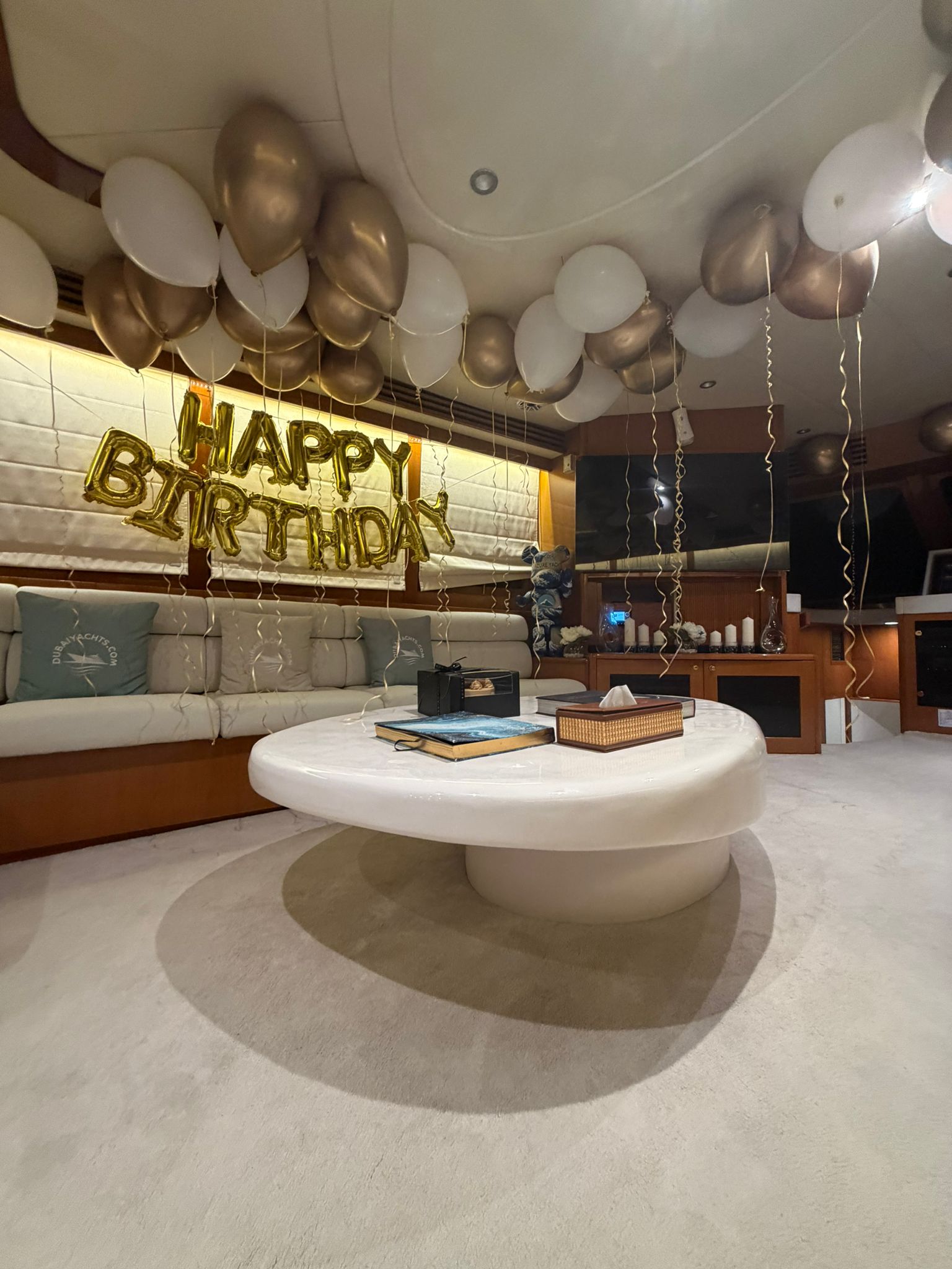 Yacht's